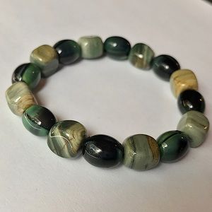 Green stone bracelet